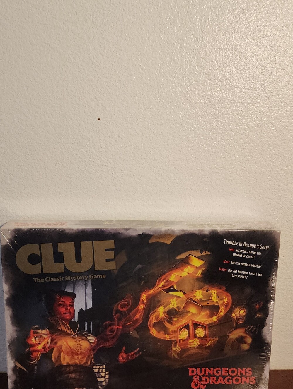 Clue: Dungeons & Dragons Edition Board Game - Black, Gold Artwork